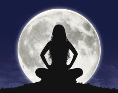 Der Menstruationszyklus und die Mondphasen